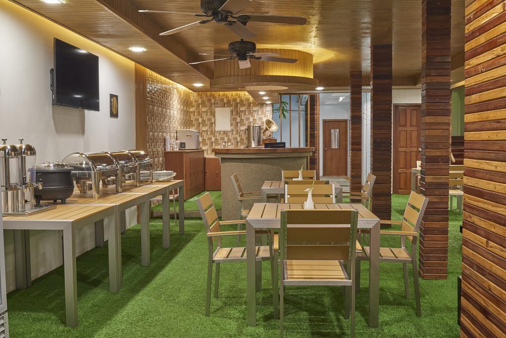 Masaaree Boutique Hotel остров Маафуши Екстериор снимка